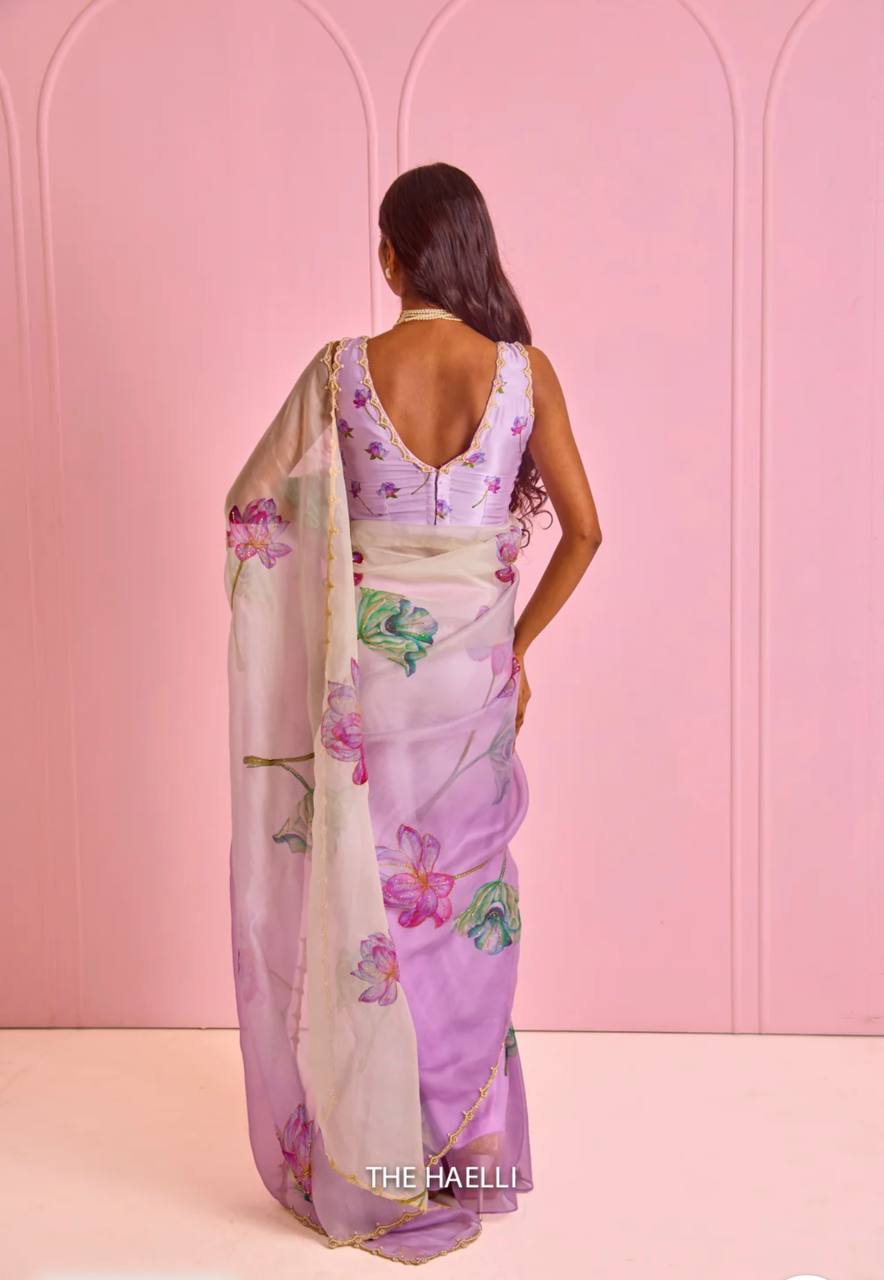 Women's Exquisite Lavender & White Organza Saree with Hand-Painted Lotus Floral Motifs & Gold Embellished Border β Complete with Matching Printed Blouse for Festive & Special Occasions - Image 5